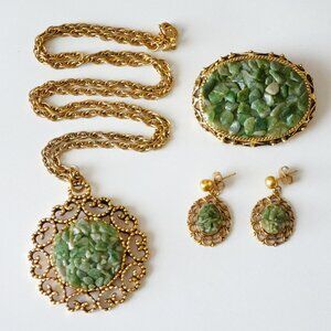 Vintage Green Aventurine Gemstone Chips Necklace Brooch Earrings Jewelry Set